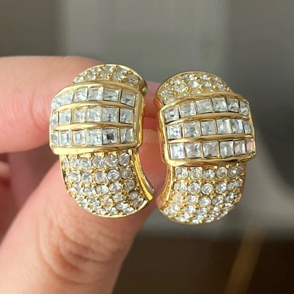 Vintage Christian Dior Rectangular Rhinestone Pavé Hoop 14k Gold Post Earrings - Picture 1 of 12